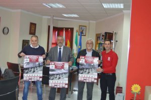 El alcalde de Albox presentando la etapa albojense.