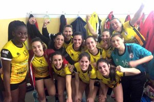 Las jugadoras roqueteras han llegado a la meta.