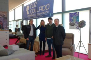 Susana Ruiz Collado y Pablo Martín en su stand de Ruiz Collado.