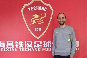 Enrique Portaz se ha ido a China.