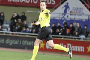 El juez del Huesca-Almería.