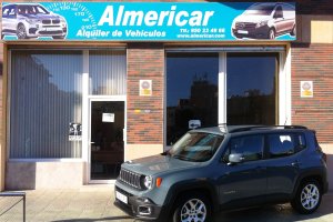 La oficina principal de Almericar, situada en el número 77 de la Avenida Montserrat, en Almería