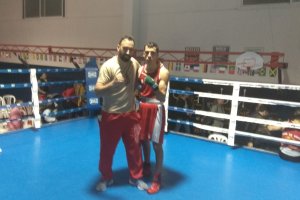 Contentos tras la victoria.