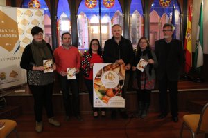 Presentación de la feria ‘Almanzora Gourmet’ ayer en el ayuntamiento de Cuevas.