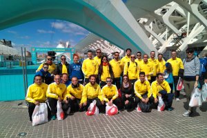 Corredores con la nueva equipación en Valencia.