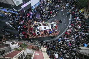 Vista cenital de la Santa Cena en la calle San Pedro.