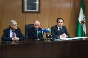 Andrés García Lorca, Gabriel Amat y José Antonio Nieto, este martes en Roquetas.