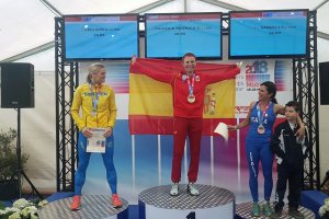 Emilia Paunica, campeona.