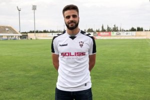 Pelayo sigue ingresado en la UCI.