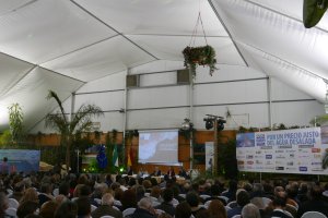 Los regantes de Níjar reclaman un precio justo para el agua desalada.