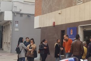 Las largas colas repercuten en la recaudación.