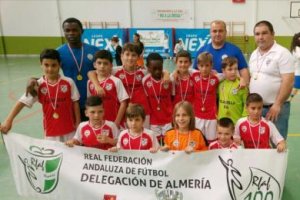 Los niños de La Cañada reinan en la pista almeriense.