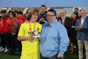 J. J. Rubí con un canterano del Villarreal.