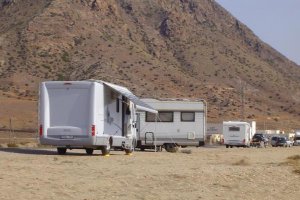 La presencia de caravans es muy habitual en Cabo de Gata.