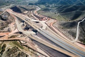 Vista aérea de las obras desarrolladas en la variante de Albox en el año 2014.
