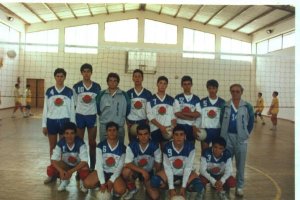 Formación cadete masculino del curso 90-91.