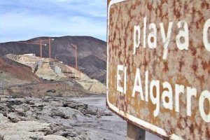 Primeros trabajos para construir el hotel