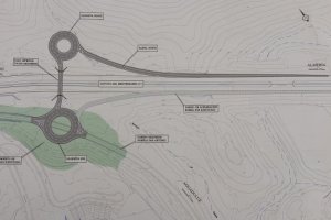 Plano con la obra del nuevo acceso planteada por el Ayuntamiento de Roquetas. 