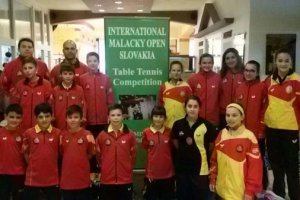 Gran actuación de los roqueteros.