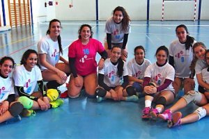 Las jugadoras felices tras la victoria.