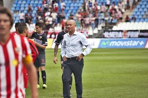 Miguel Rivera quería crecer en el Almería pero su equipo echó un borrón.