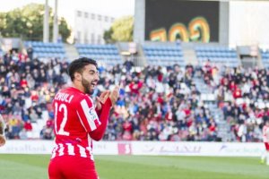Chuli celebra el gol de Quique al Girona.