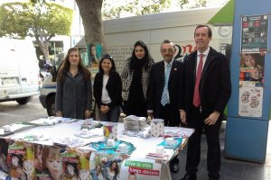 Responsables de Alcer con el delegado de Salud, José María Martín.