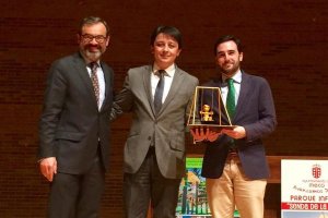 Manuel Guzmán y Carlos Sánchez han recogido el premio.