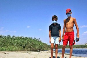 Los vecinos quieren terminar con los vertidos en el mar.