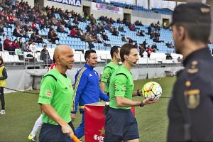 Pizarro Gómez saliendo al Estadio Mediterráneo.