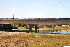 Vertidos en el río Andarax a la altura de El Puche