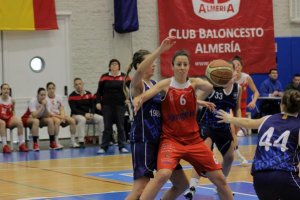 Una jugada del partido.