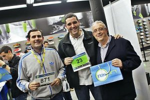 Francis Miras, Juanjo Alonso y Guillermo Blanes en la tienda Run.In.