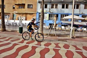 Carril bici en la zona del Paseo Marítimo
