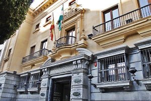 Sede de la Agencia Tributaria en el Paseo de Almería