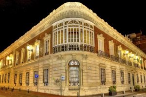 La posible supresión de las diputaciones divide a los alcaldes.