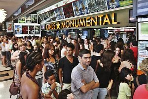 El cine  es una d elas ofertas de ocio más baratas de Almería.