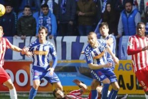 Una jugada del partido.