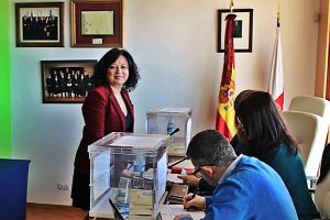 María del Mar Ayala, en la votación celebrada ayer