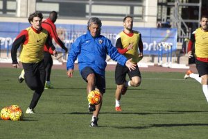 Goro fue el que inició los ejercicios.