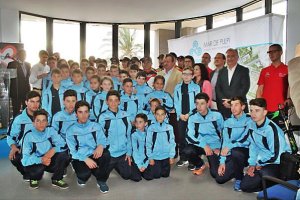 La plantilla con las autoridades.