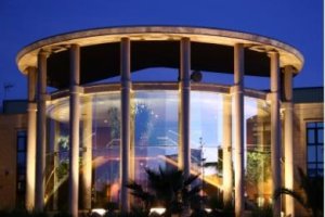 Fachada de la sede central de Agrupaejido