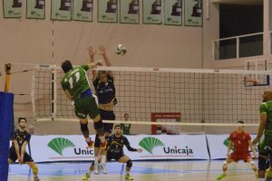 Una jugada del partido.