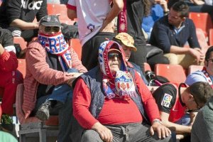 Los seguidores del Almería se merecen el Cielo por todo lo que sufren.
