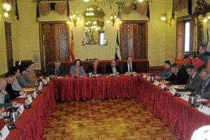 Reunión de la consejera con el sector hortofrutícola