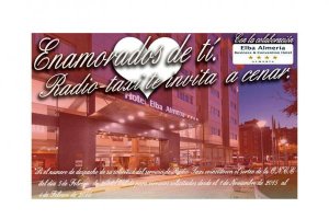 Carteles que llevan los taxis para anunciar la cena de San Valentín.