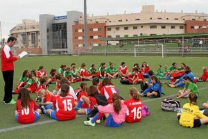 Almería sigue apostando por el fútbol femenino.