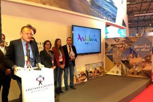 El alcalde en la presentación de la distinción