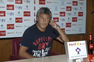 Goro en la rueda de prensa.