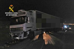 Vehículo accidentado que conducía el investigado.